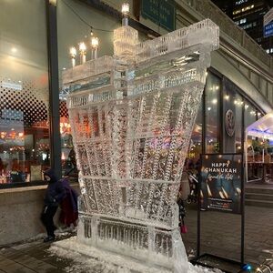 Meet your Posher, Antony